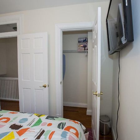 3-Min Walk To Petworth Metro Station ;10 Mins To Convention Center: Private Cozy And Quiet Bedroom And Bathroom Distrito de Colúmbia Exterior foto